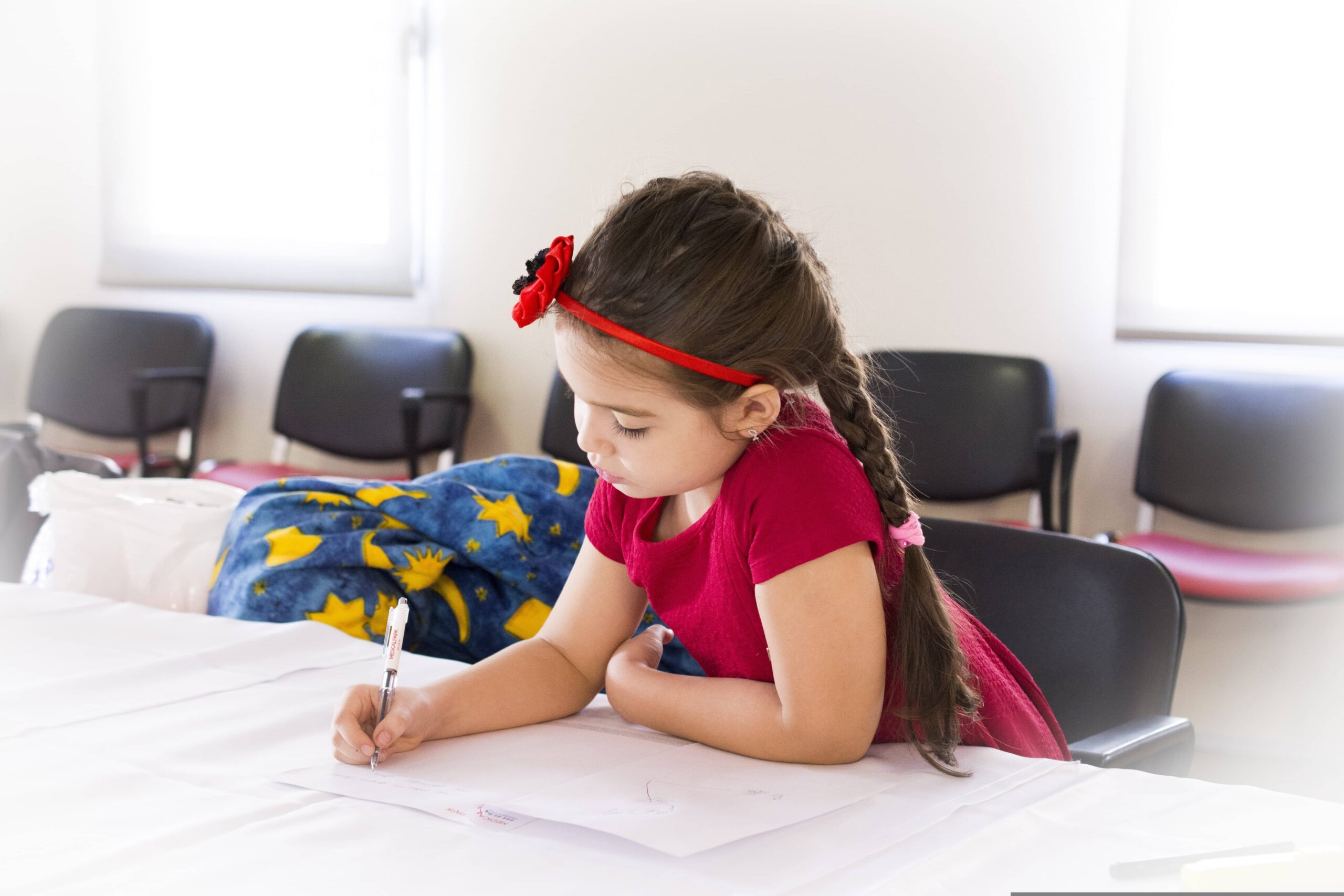 Comment développer l’autonomie de son enfant dans le travail scolaire